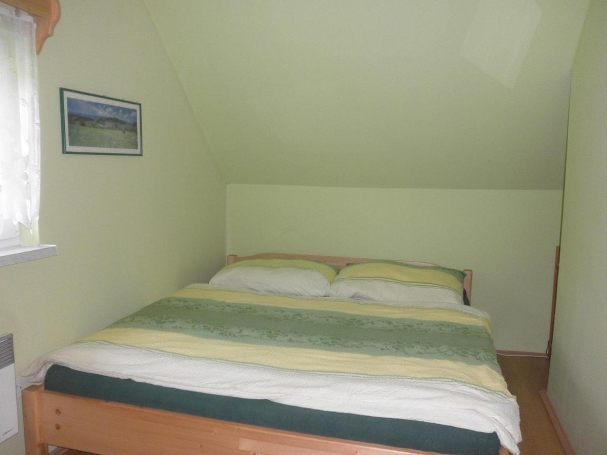 Chaty Pod Knizeci, Trojanovice Esterno foto