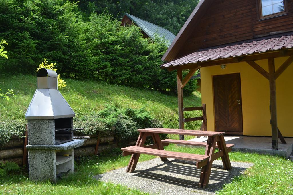 Chaty Pod Knizeci, Trojanovice Esterno foto
