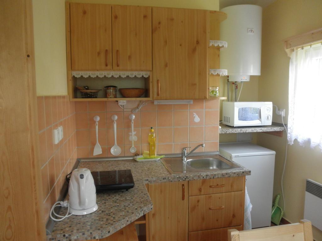 Chaty Pod Knizeci, Trojanovice Esterno foto